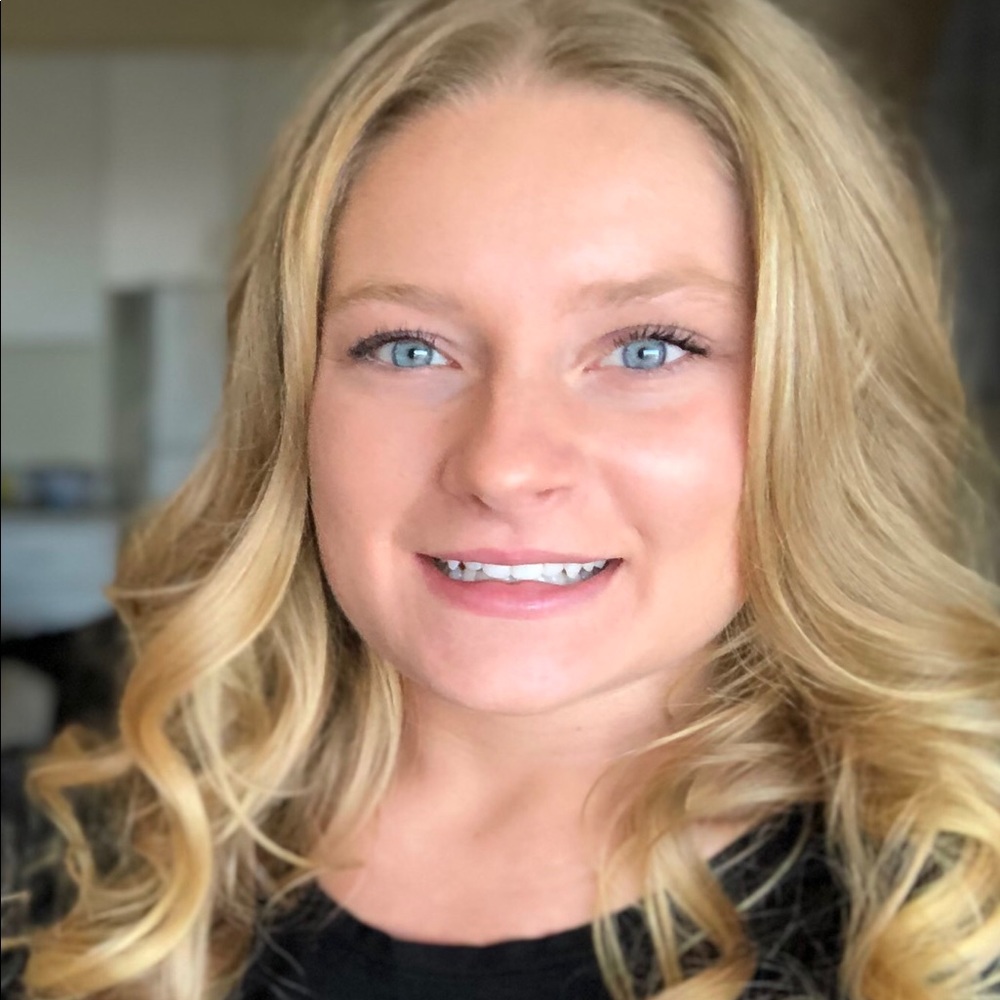 Meet your Posher, Tina